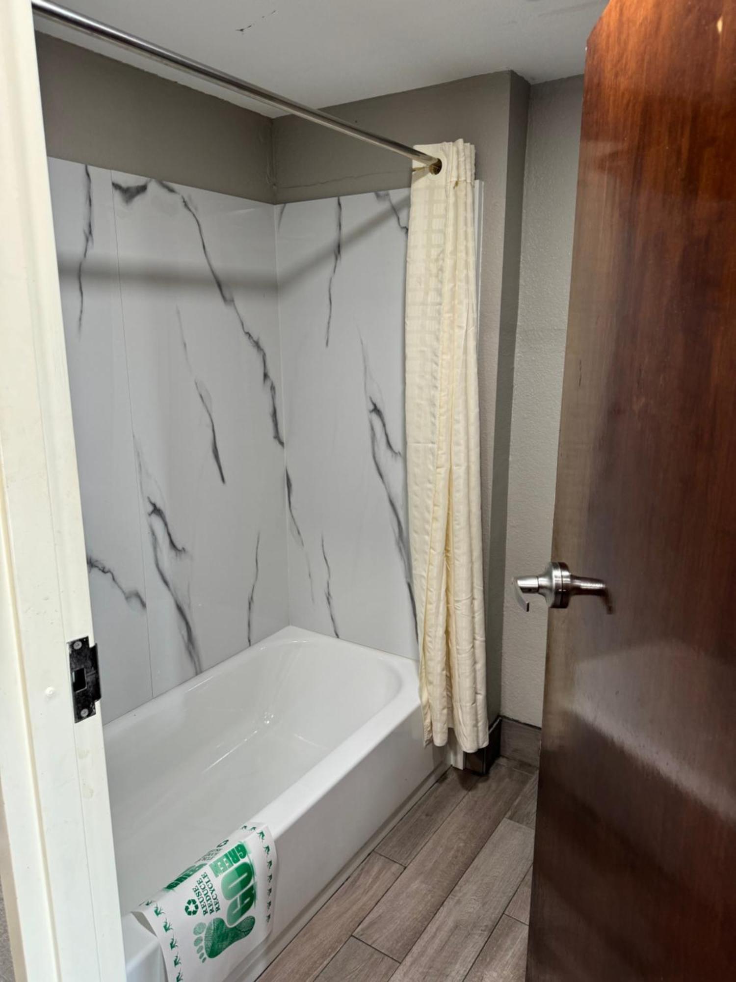 Nola Inn & Suites New Orleans Ngoại thất bức ảnh