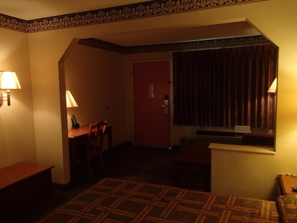 Nola Inn & Suites New Orleans Ngoại thất bức ảnh
