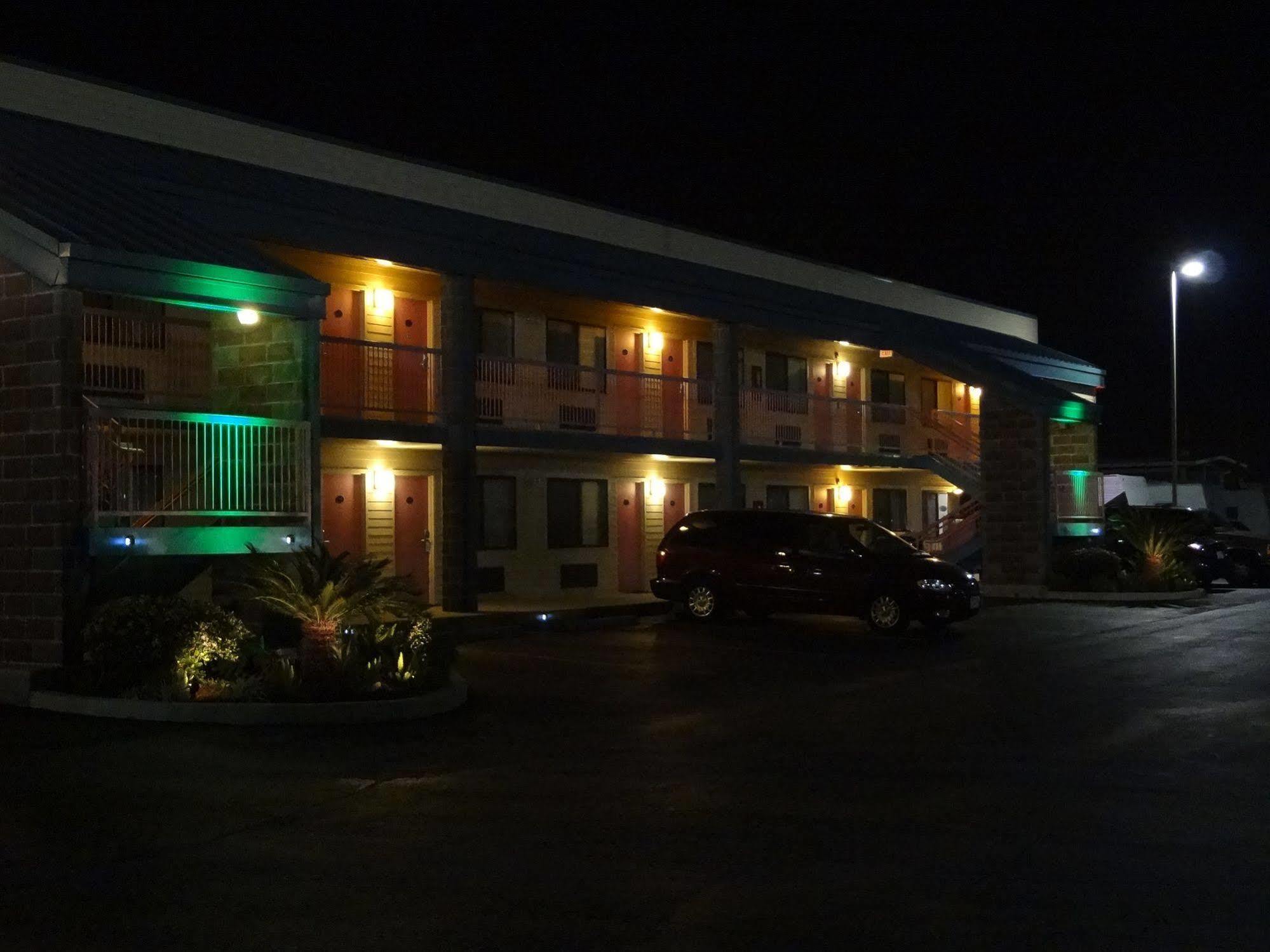Nola Inn & Suites New Orleans Ngoại thất bức ảnh