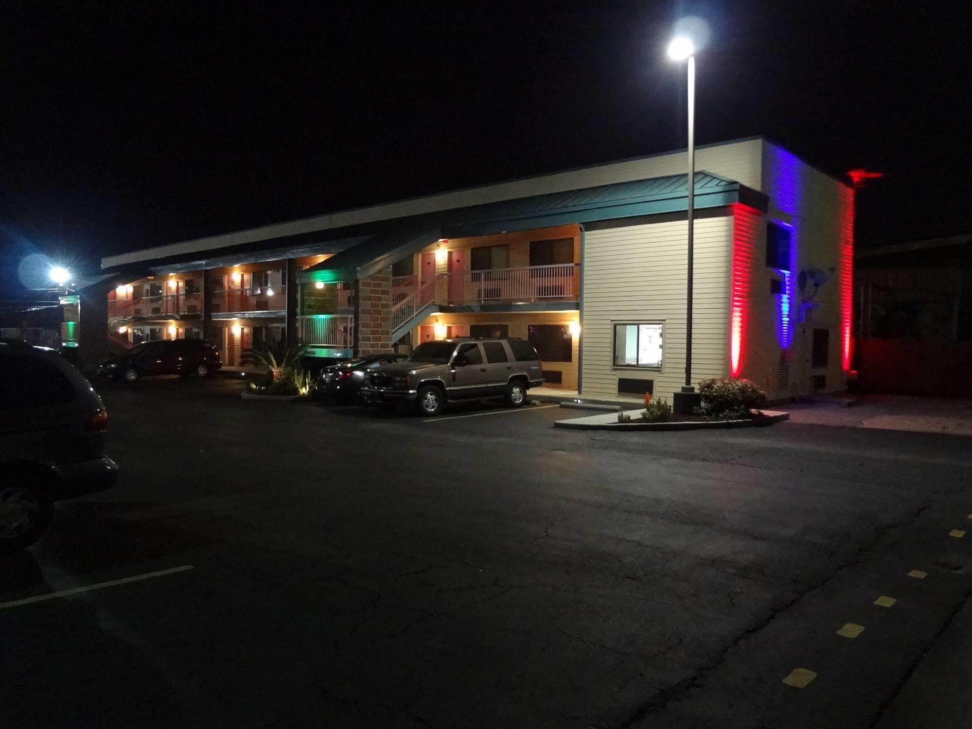 Nola Inn & Suites New Orleans Ngoại thất bức ảnh